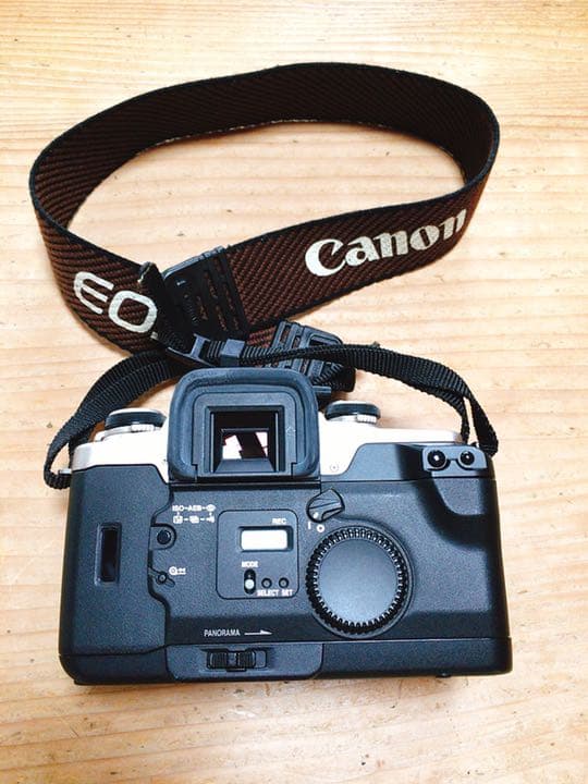 Canon キヤノン EOS55 一眼レフフィルムカメラ