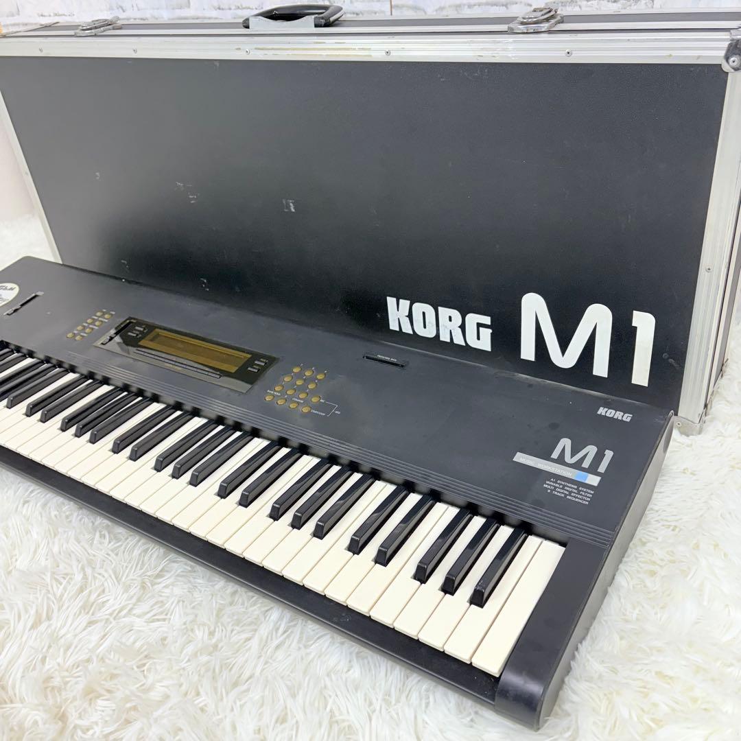 KORG M1 シンセサイザー ハードケース付き コルグ 希少 鍵盤楽器 KORG コルグ M1 MUSIC WORKSTATION シンセサイザー KORG コルグ M1