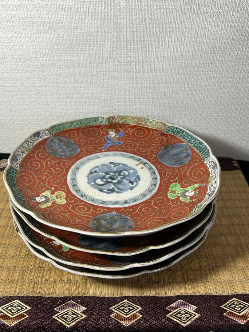 古伊万里色絵七寸皿 4枚 唐子 唐草図 明治時代初期