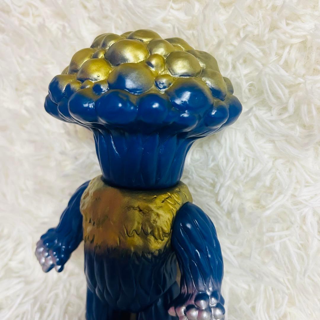 マーミット ビニールパラダイス マタンゴ 限定版 青成型 金&銀 ソフビ M1号