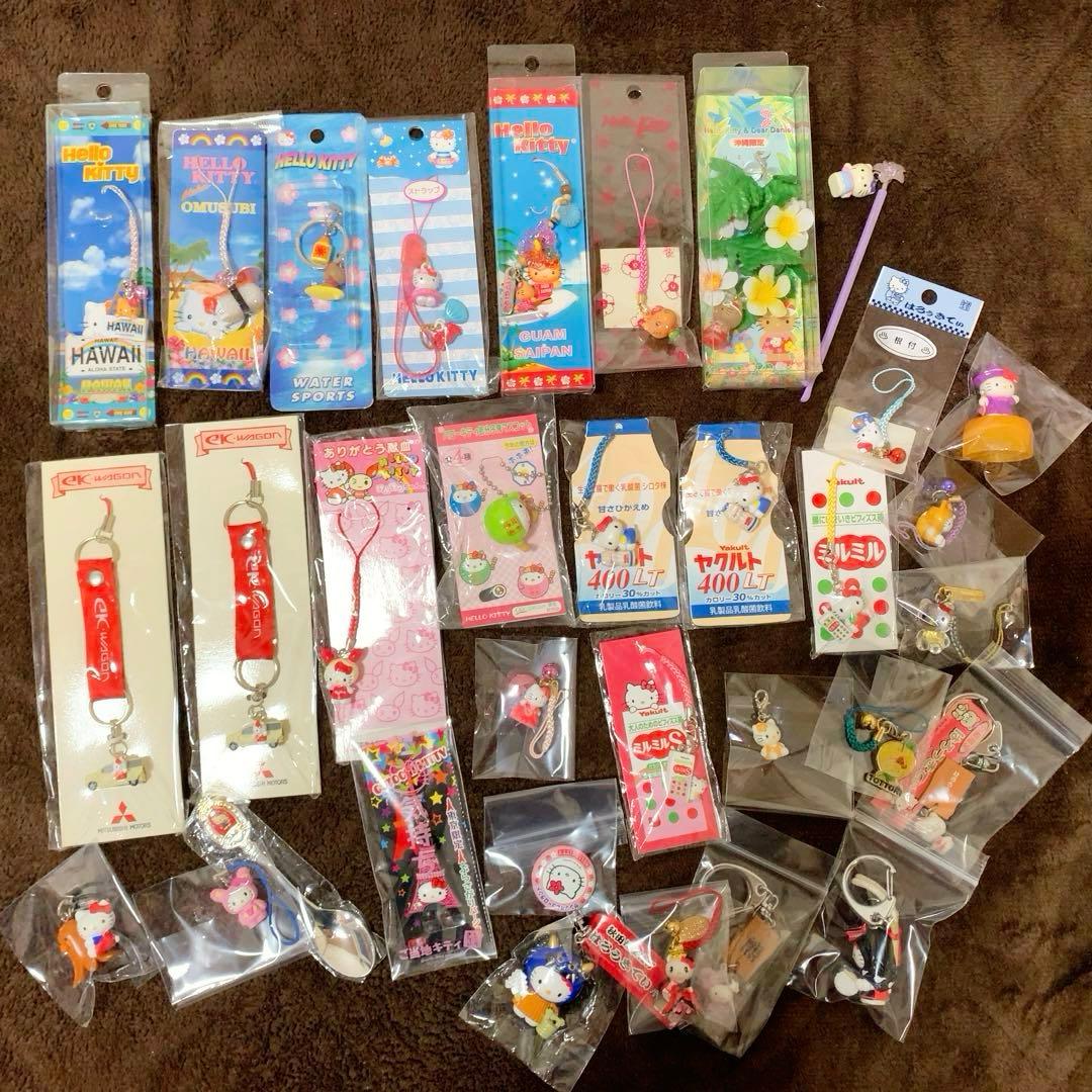 ご当地キティ359個　ロリータ/イチゴ根付/コラボ/非売品等　入手困難 多数