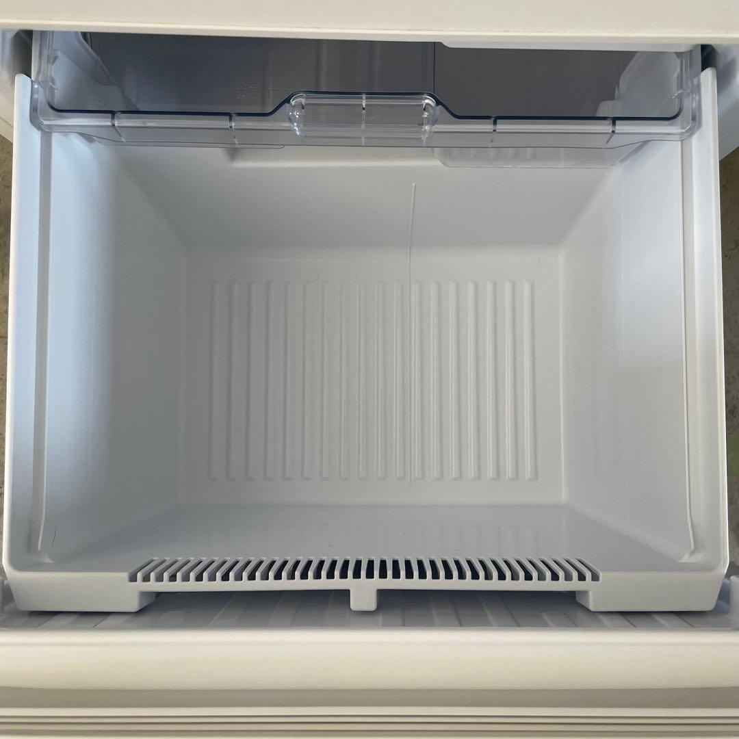 シャープ SHARP ノンフロン冷凍冷蔵庫 SJ-PW37K-W 2024年製