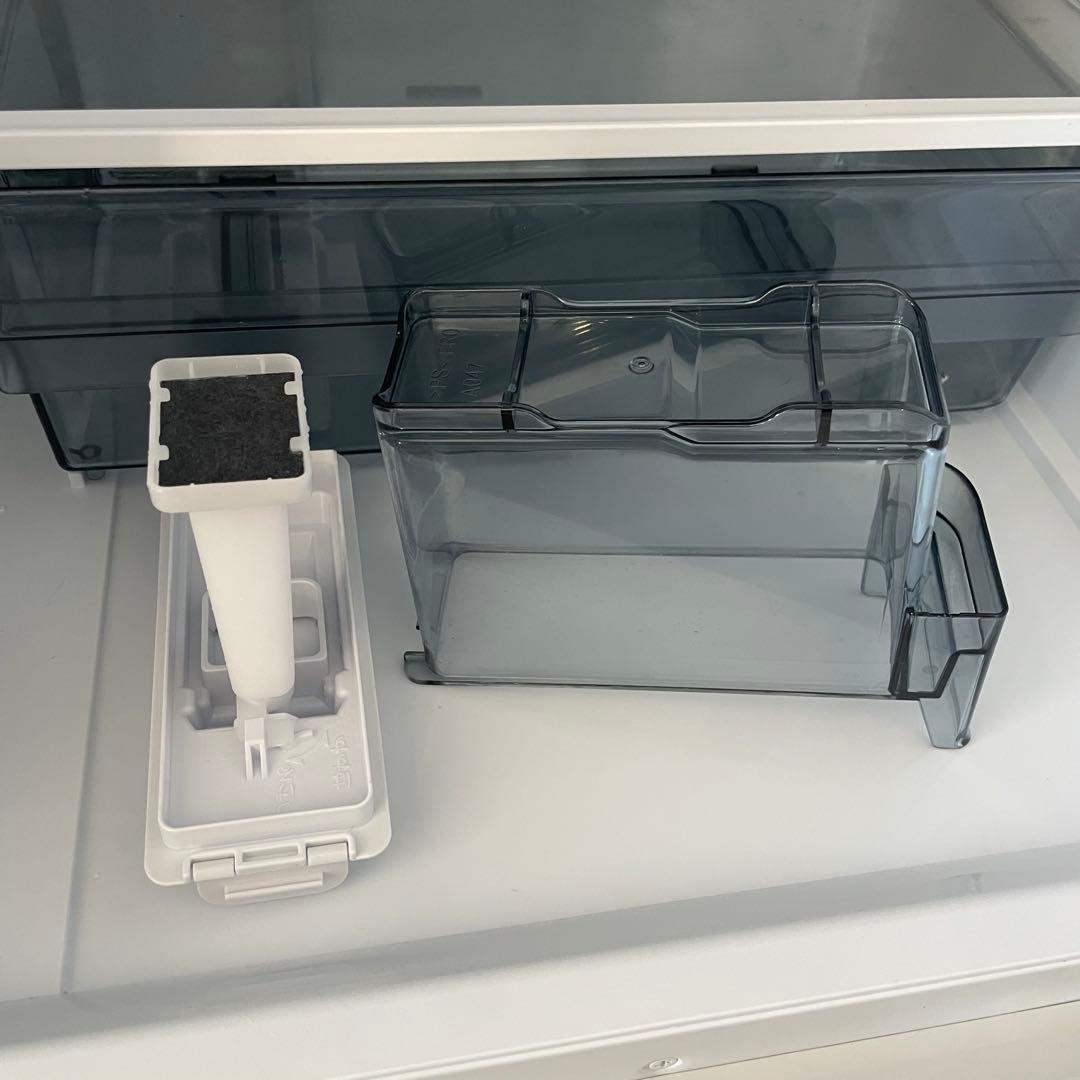 シャープ SHARP ノンフロン冷凍冷蔵庫 SJ-PW37K-W 2024年製