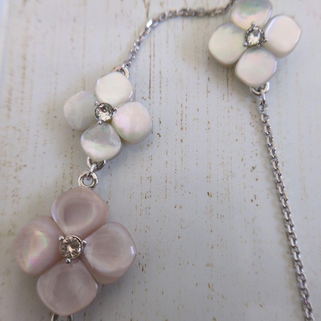 ぶ*み様 ヴァンドームブティック　フラワーモチーフ ネックレスとピアスセット