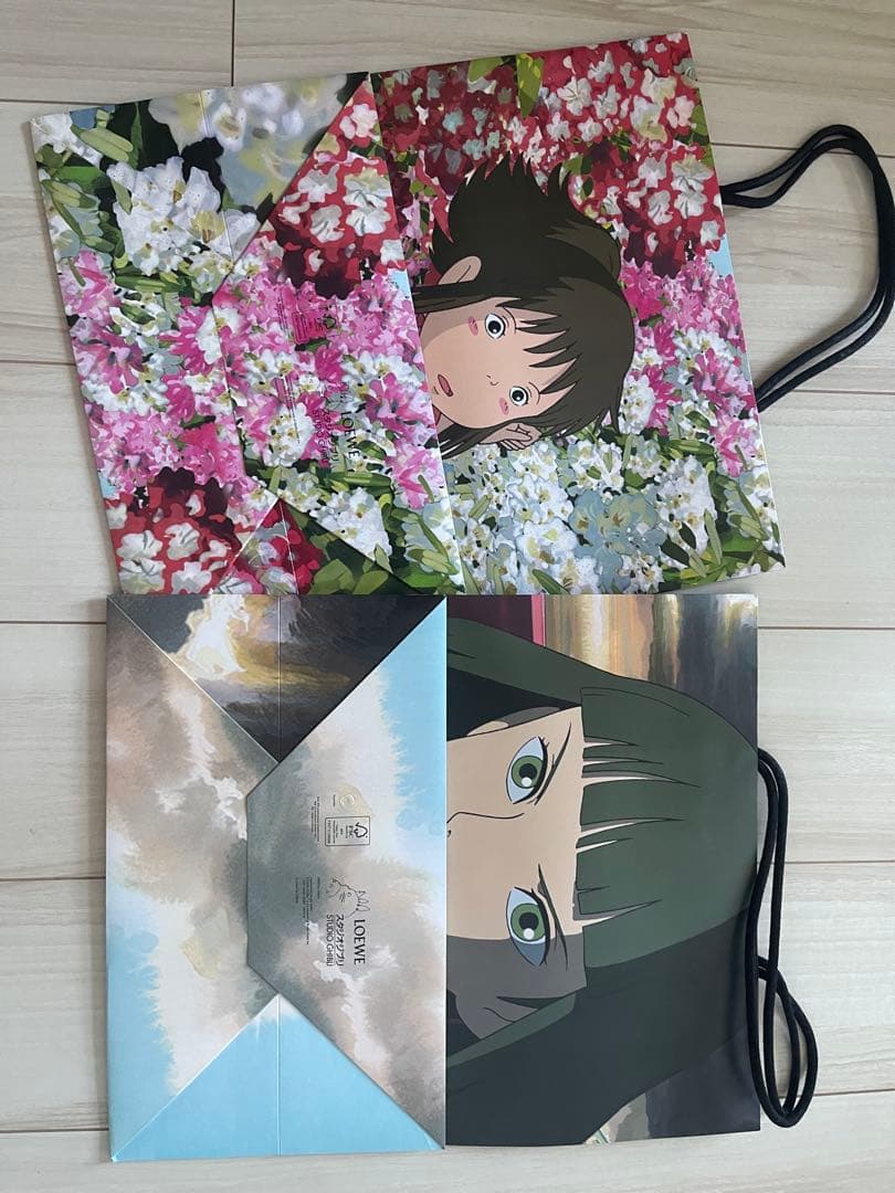 LOEWE 千と千尋コラボショッパー LOEWE ロエベ ハウルの動く城 千と千尋の