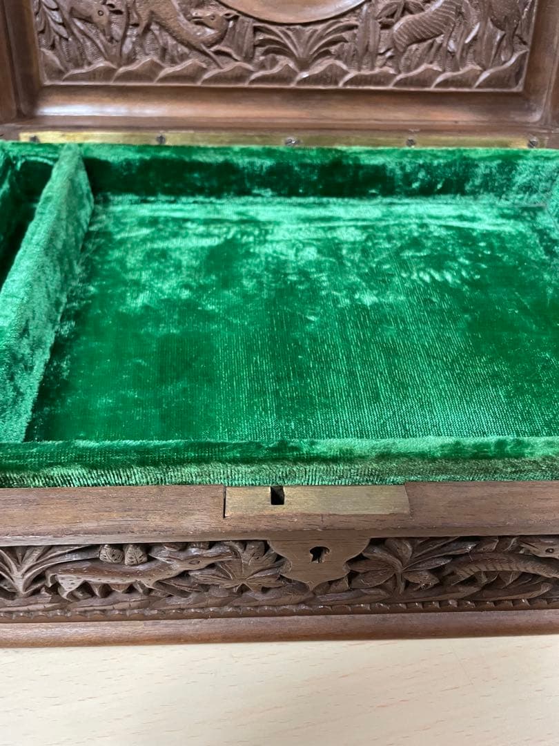 インド アニマル 動物 カシミールヤギ 伝統工芸品 木製彫刻 ジュエル