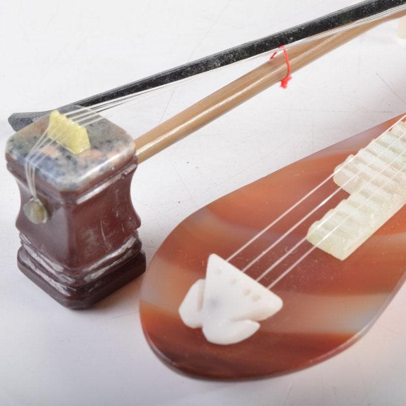 中国 赤瑪瑙彫刻 小さな楽器 弦楽器など 4点 箱付 V 9210