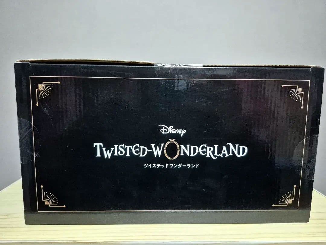 【新品未開封】1/8スケールフィギュア　ツイステ　レオナ