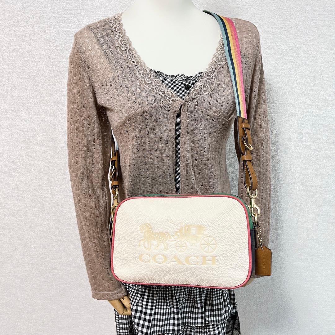 【美品】COACH コーチ ショルダーバッグ カメラバッグ 斜め掛け チャーム付