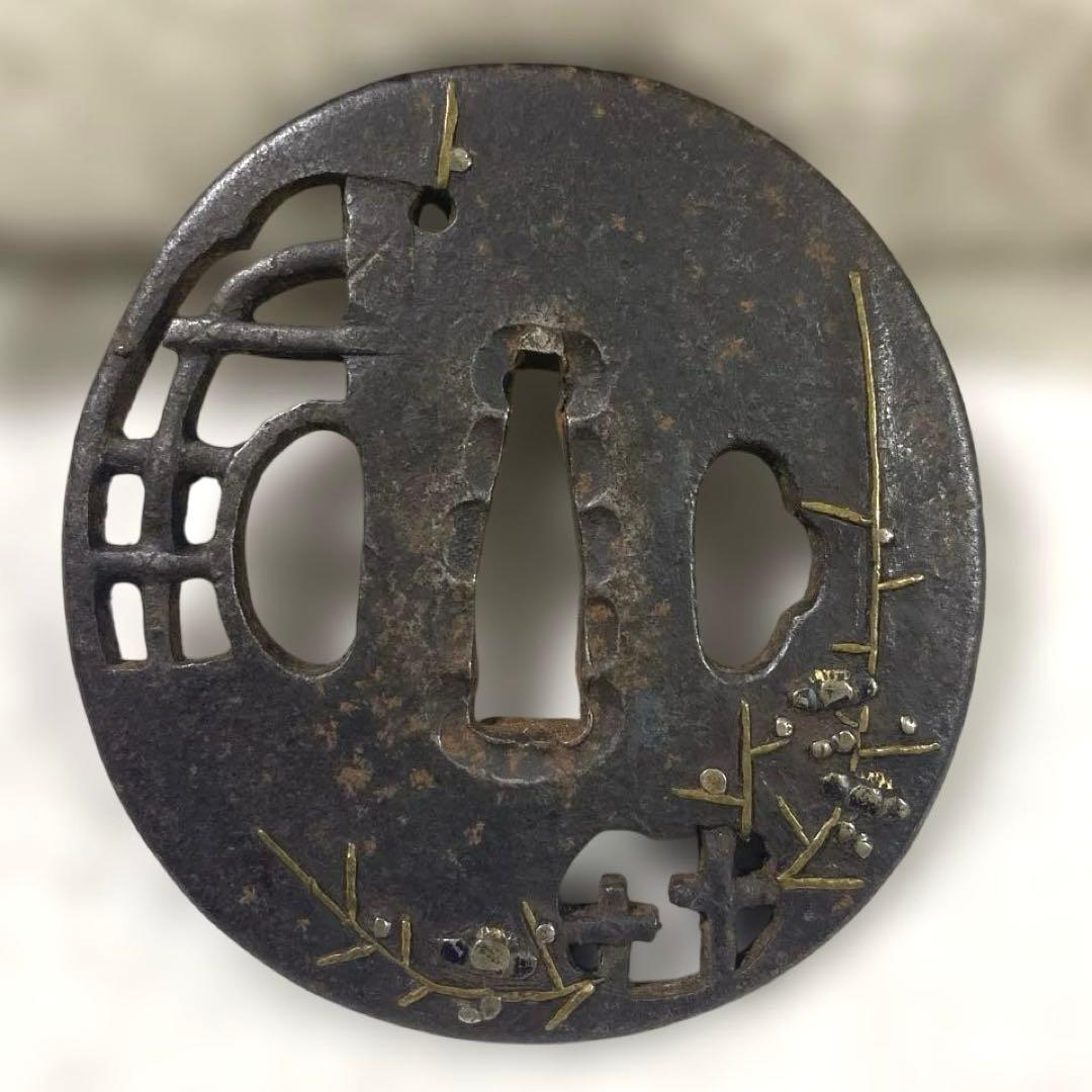 B-23 鍔　透かし彫り　金銀象嵌　武具　刀装具　アンティーク　美術品　工芸品