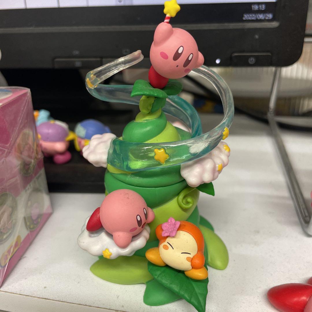 不思議の木一番上あり。 レリーフメダルコレクション未開封