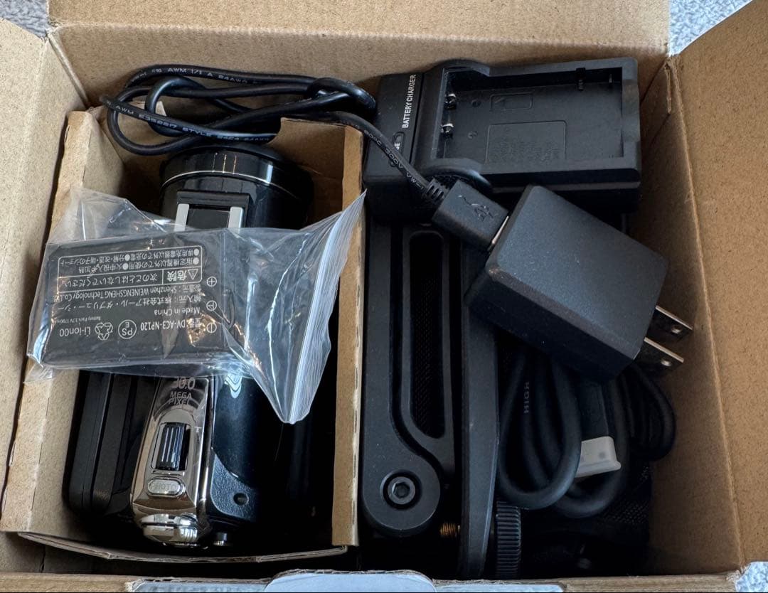 SONY製 JONETZ 4K ビデオカメラ 本体 バッテリー3台個付 高画質