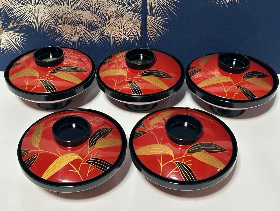 輪島塗　天然木 漆器 蒔絵 多用椀 5個セット 赤と黒 葉模様