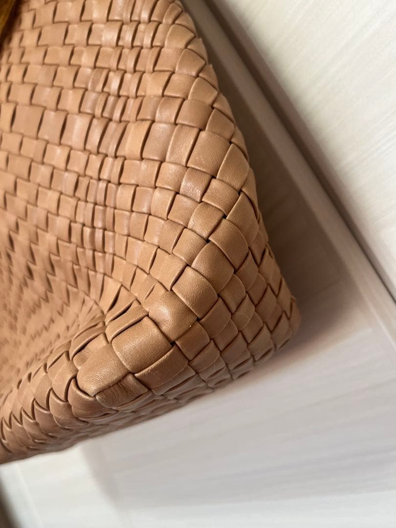 ファロルニ　イントレチャート高級レザートートバッグファー付き