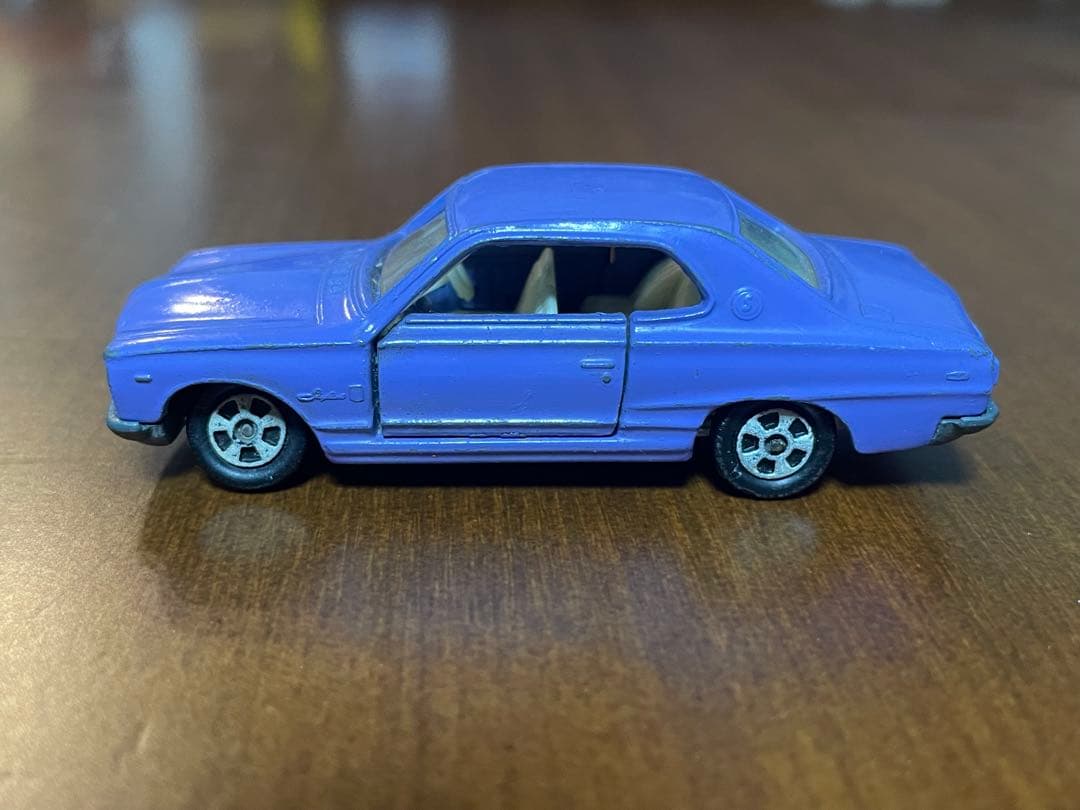 トミカ 日本製 1Aホイール 日産 スカイライン HT 2000 GT ハコスカ