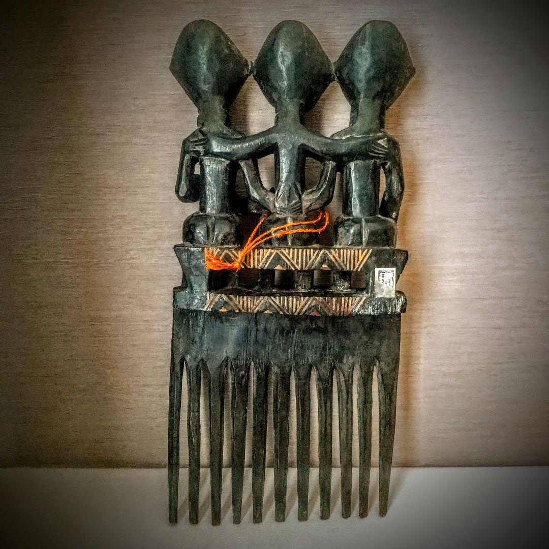 西アフリカ アシャンティ族 櫛 壁掛 Old African Trivalart - メルカリ