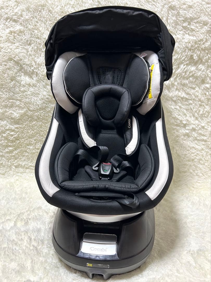 ✨超美品✨ combi コンビ NEROOM ネルーム エッグショック 新生児