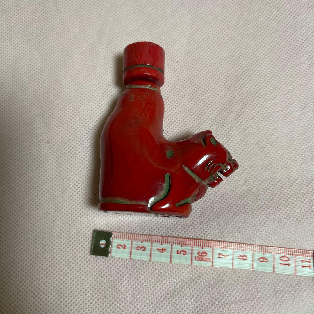 値下げ 虎彫刻 珊瑚風彫 鼻煙壺 ？ 山珊瑚？ 希少 アンテーク