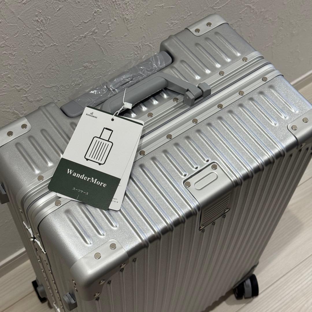 スーツケース アルミフレーム キャリーキース シルバー M 24インチ