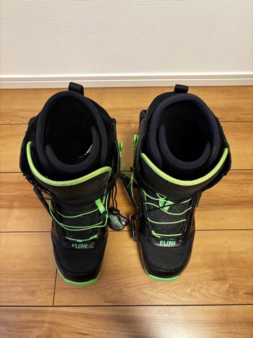 FLOW スノーボードブーツ ブラック/グリーン