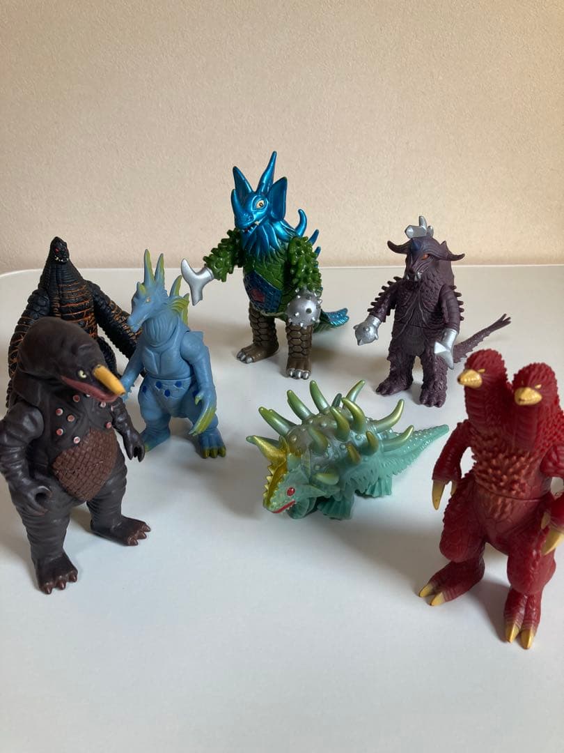 ウルトラマン 怪獣ソフビ まとめ売り （グランドキングなど30体）