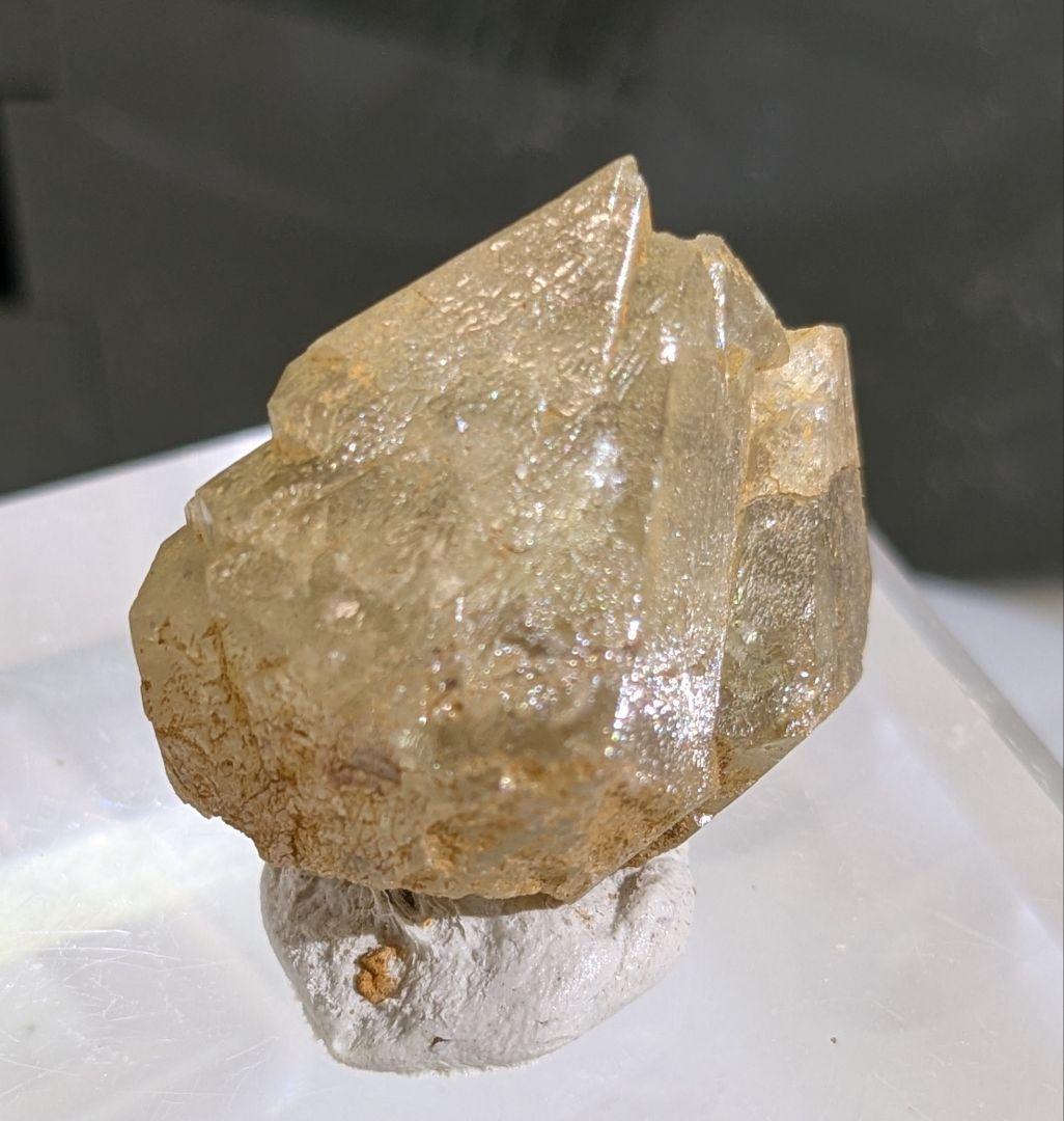 灰重石シェーライト鉱物標本シーライトタングステン珍品水石水晶翡翠