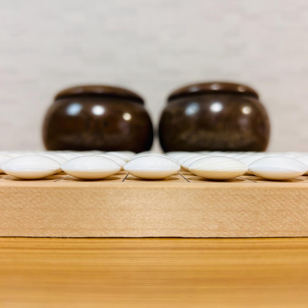 蛤碁石(月印) 那智黒石 32～33号 白180個 + 黒181個 囲碁