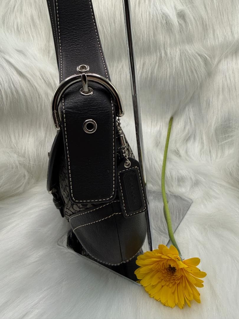 【美品】COACH コーチ SOHO ワンショルダー バッグ シグネチャー 黒