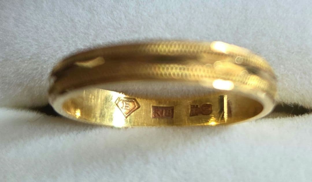 18K ♪指輪　2g 　ダイヤモンドカット