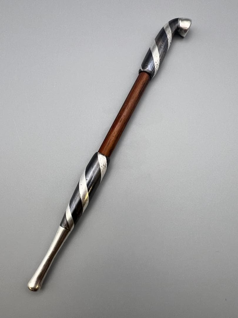 銀製　煙管　キセル　銀細工　アンティーク　重量約39g