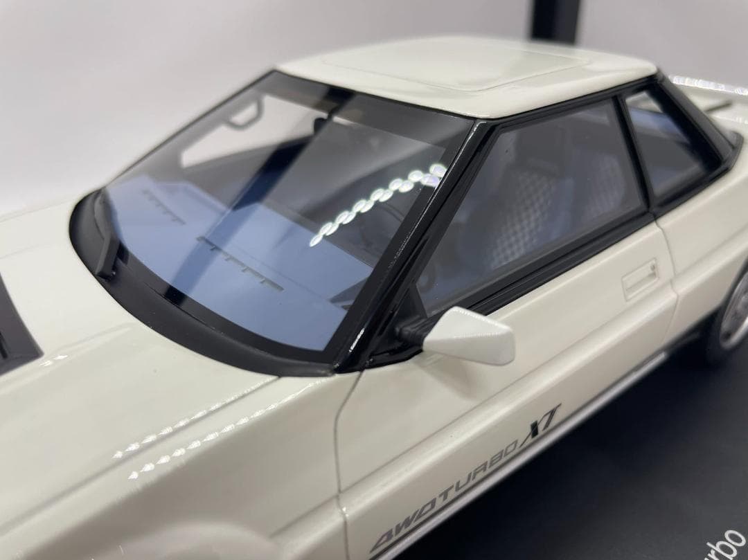701-008 DNA 1/18 スバル XT 4WD Turbo ホワイト
