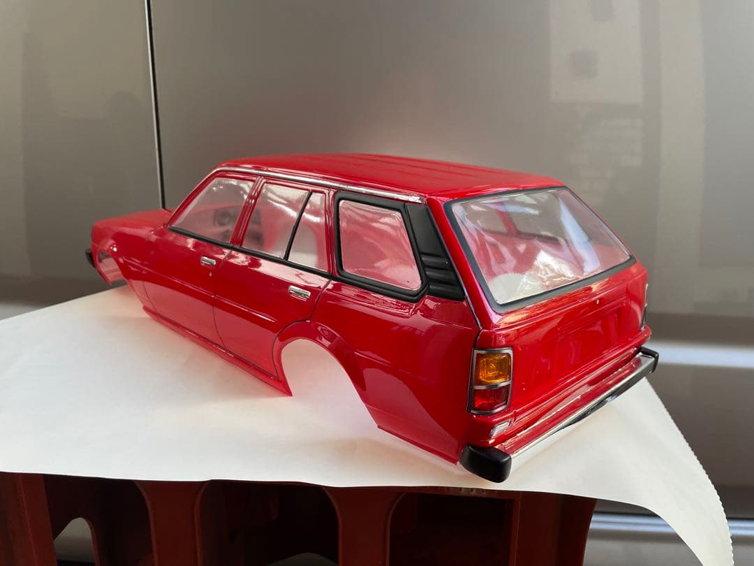 アナベルガトー　パンドラ　カローラバン塗装済みボディ