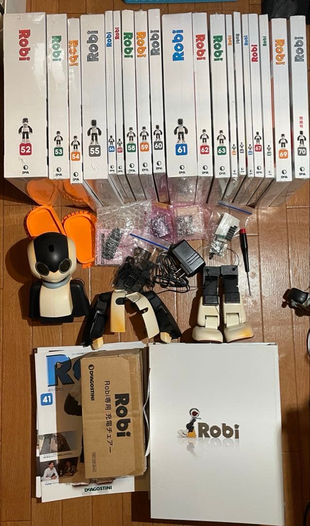 (ジャンク)初代ロビ　開封済創刊号〜70号(完結号)全巻 ジャンク)初代ロビ 開封済創刊号〜70号(完結号)全巻 ジャンク)初代ロビ