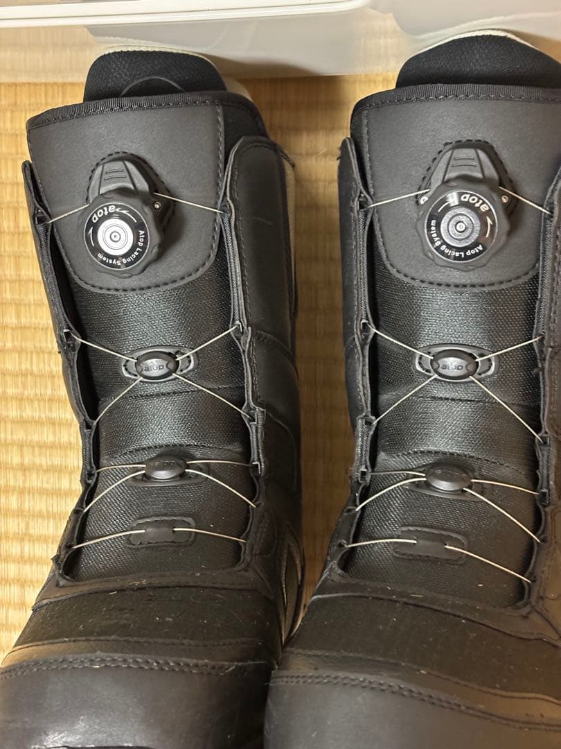 美品！VISIONPEAKSのブーツ atop搭載で締め付け楽々 色ブラック