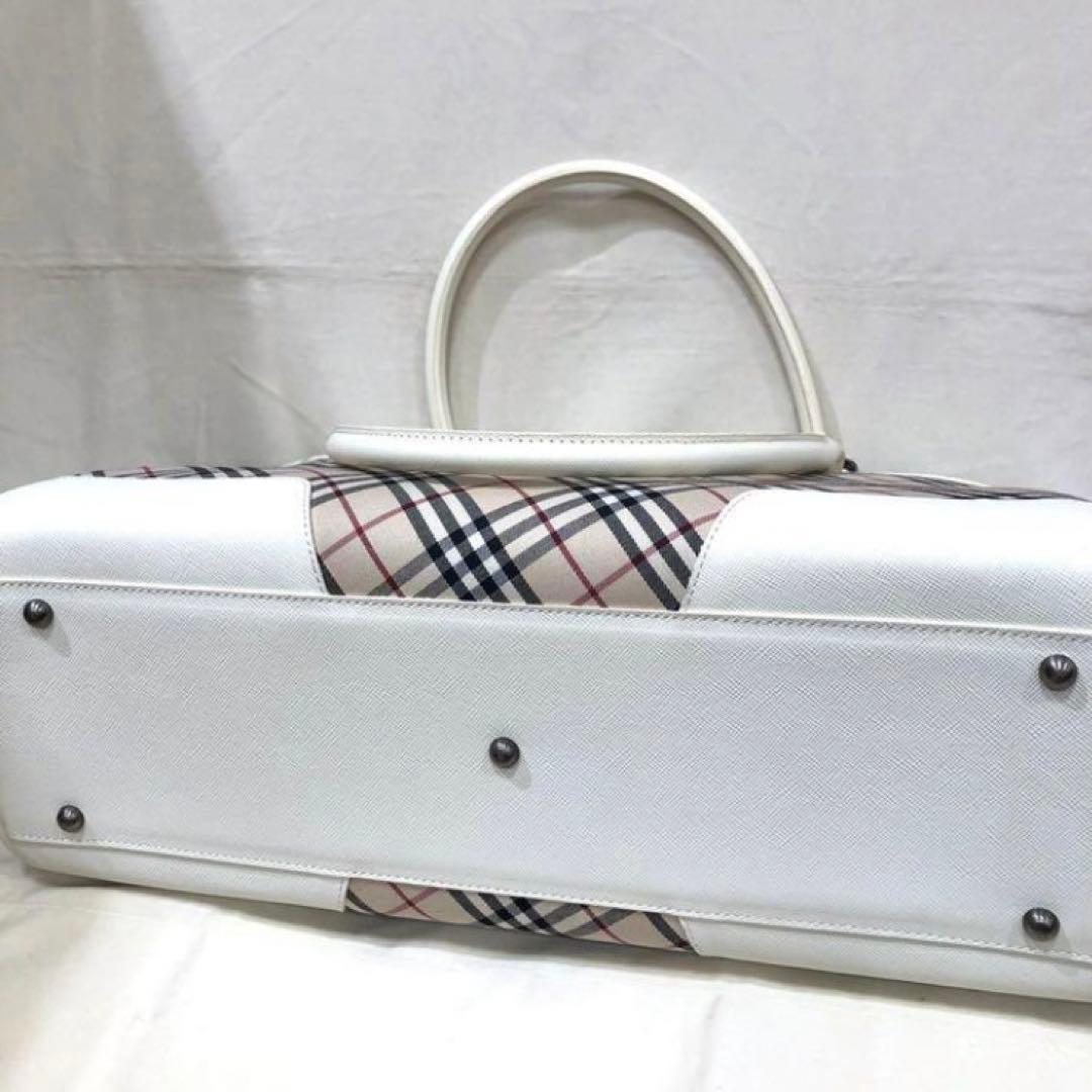 バーバリー　チェック柄　ハンドバッグ