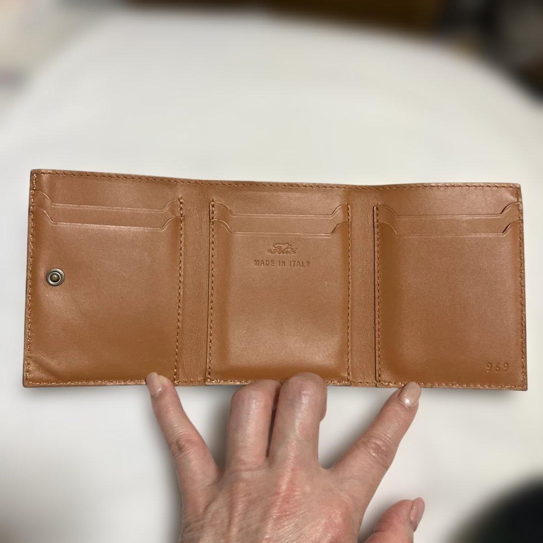 Felisi シルバー レザー 三つ折り財布 ユニセックス