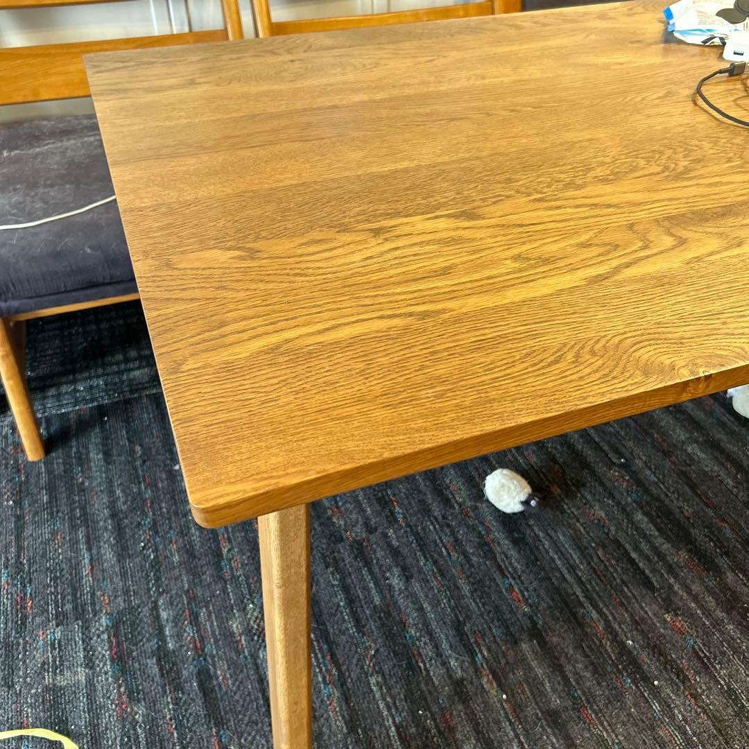 unico ADDAYダイニングテーブル