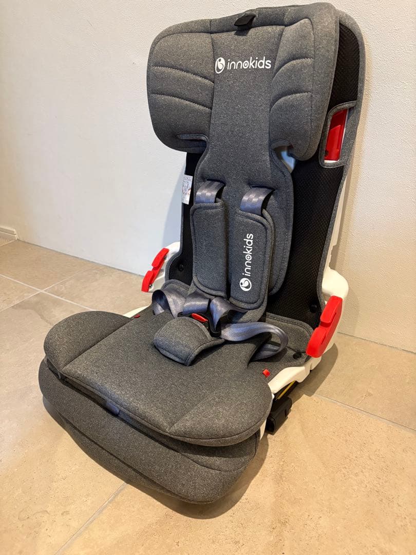 innokids チャイルドシート グレー