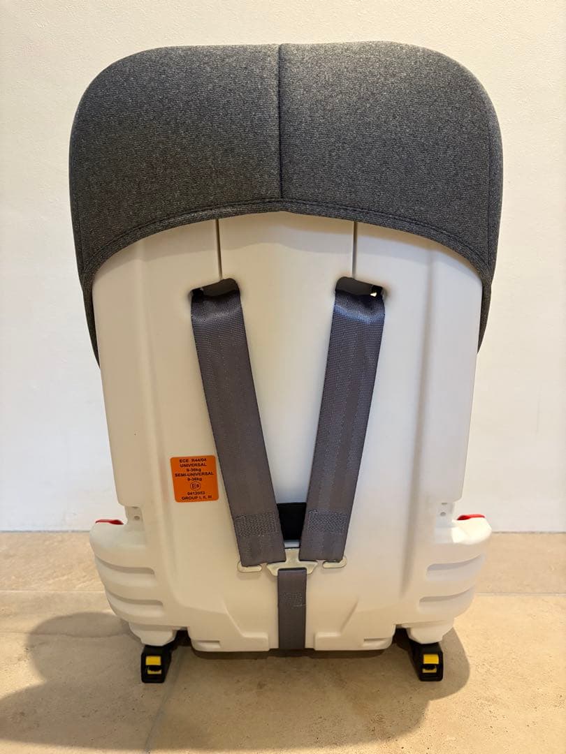 innokids チャイルドシート グレー