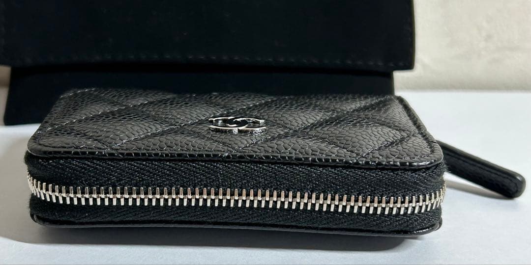 あちち CHANEL ブラック レザー ケース