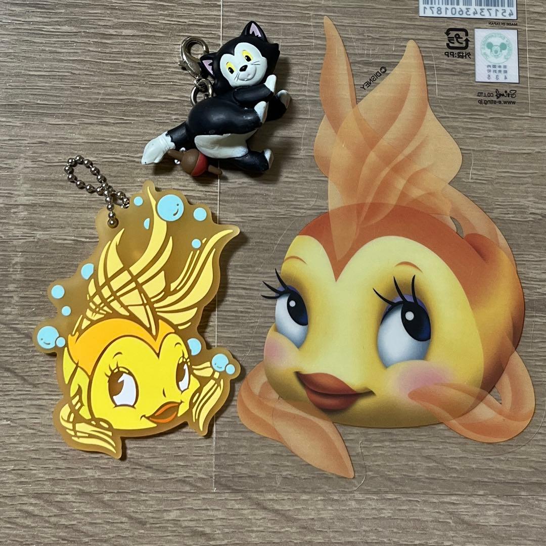 ディズニー ピノキオ クレオ フィガロ 一番くじ ステッカー - メルカリ