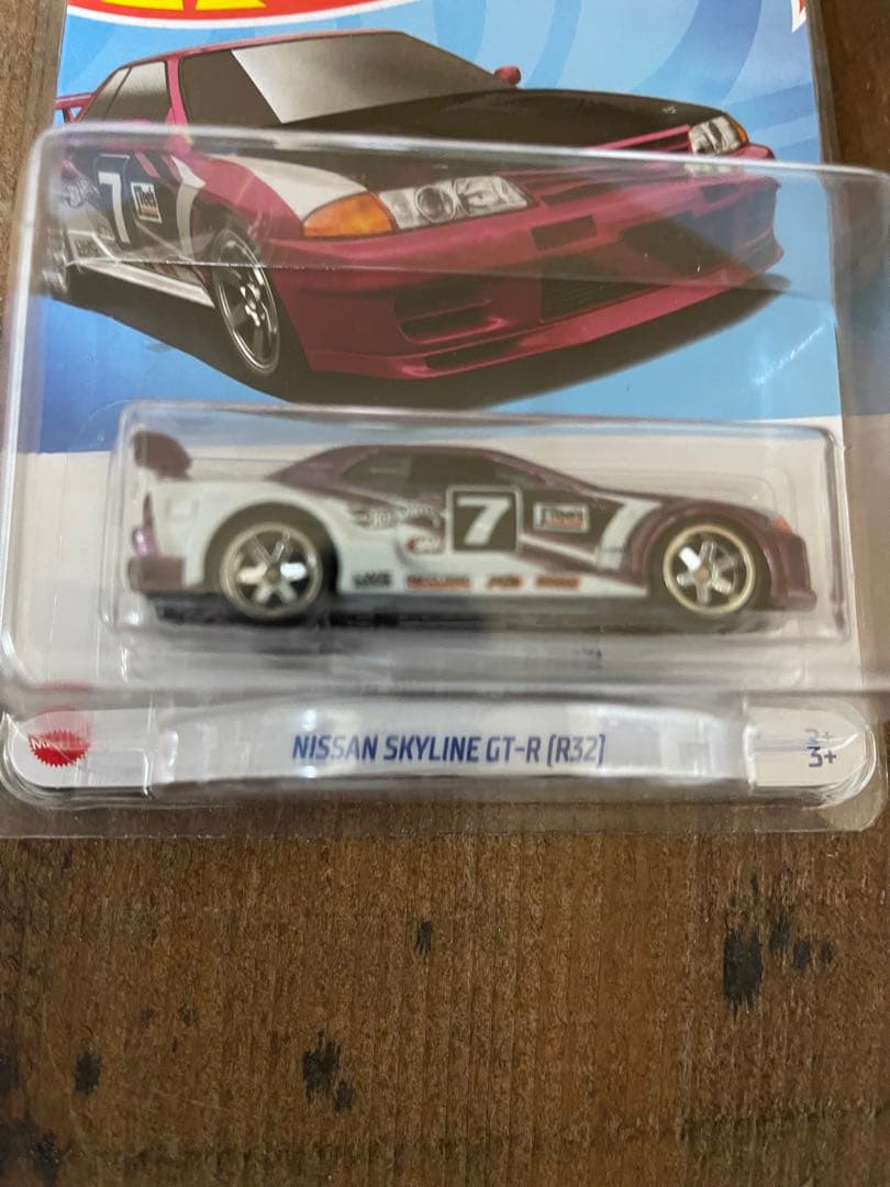 日本未発売 ホットウィール レジェンド ツアー ニッサン スカイライン GTR
