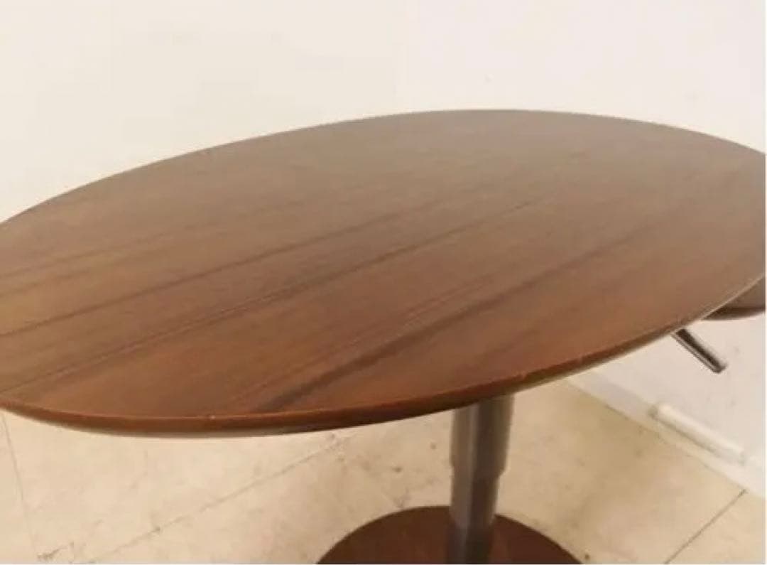 モデルルームの展示品 カリモク家具 ウォールナット 昇降式サイドテーブル