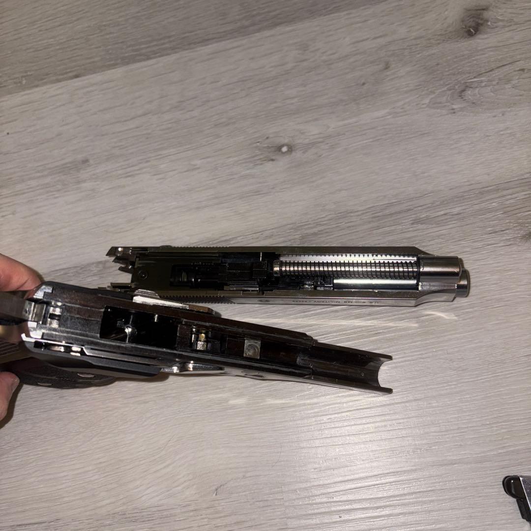 東京マルイ　M92F ステンレス　ガスガン