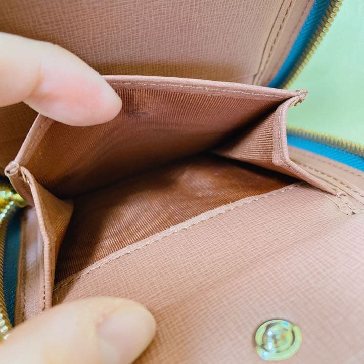 FURLA バイカラー 二つ折財布 ショップ か*め様 FURLA 二つ折り財布