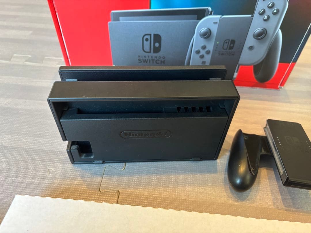Nintendo Switch 本体 グレー Joy-Con付き