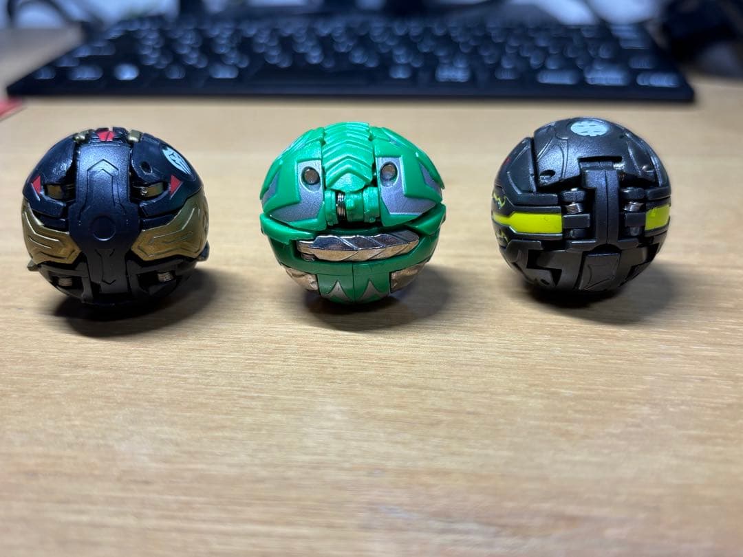 爆丸 ウィンデッキ　扇ドミル&陣ドグマ&吼オドス カード付き（1枚欠損）