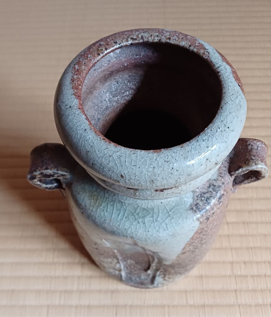 No180 古い信楽焼の双耳花生け