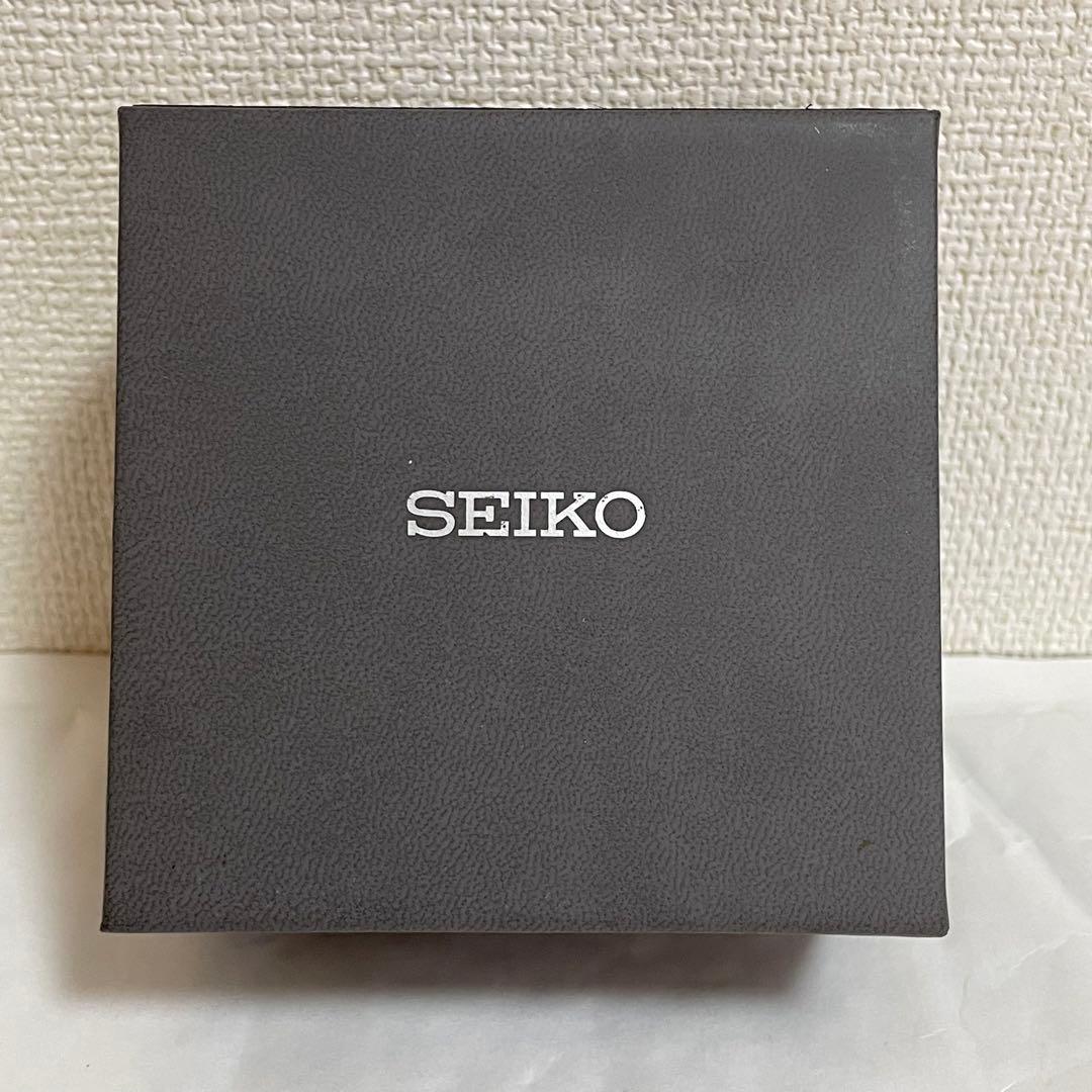 SEIKO5 7S26-01V0 裏スケ 自動巻き