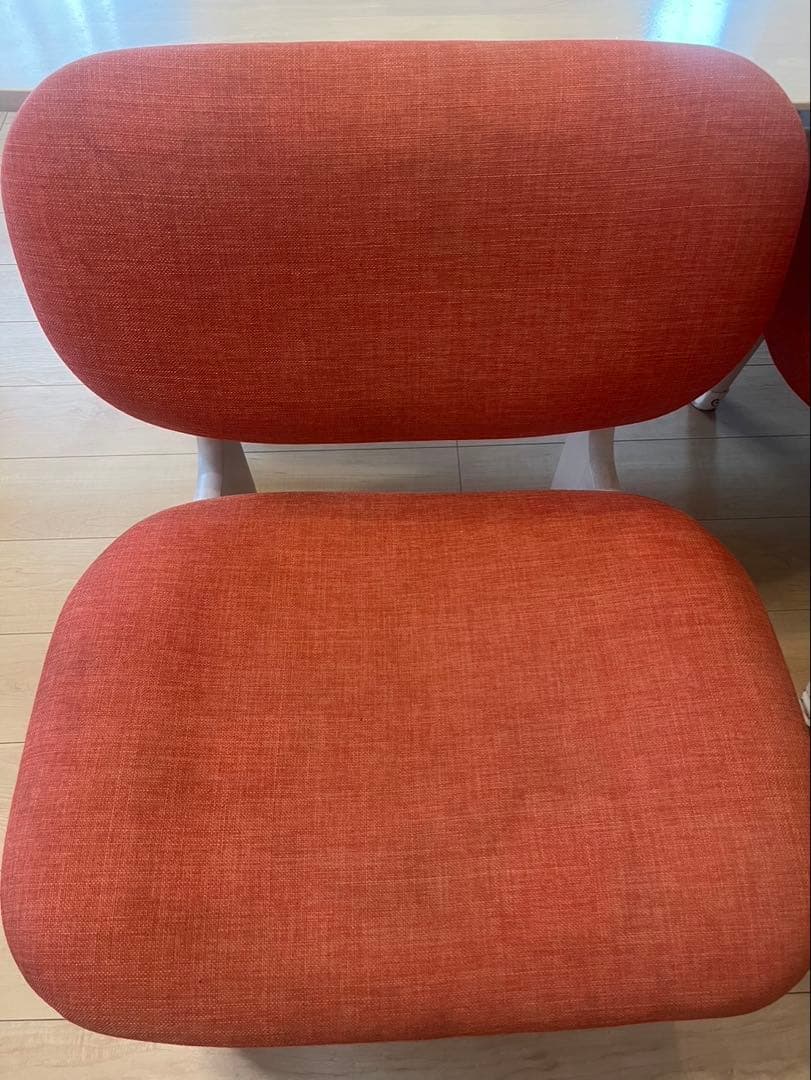 ニトリ　ダイニングテーブルセット　木製 赤 青Nシールドファブリック